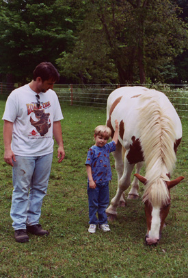 With Nick & Andrew in pasture.JPG (74458 bytes)